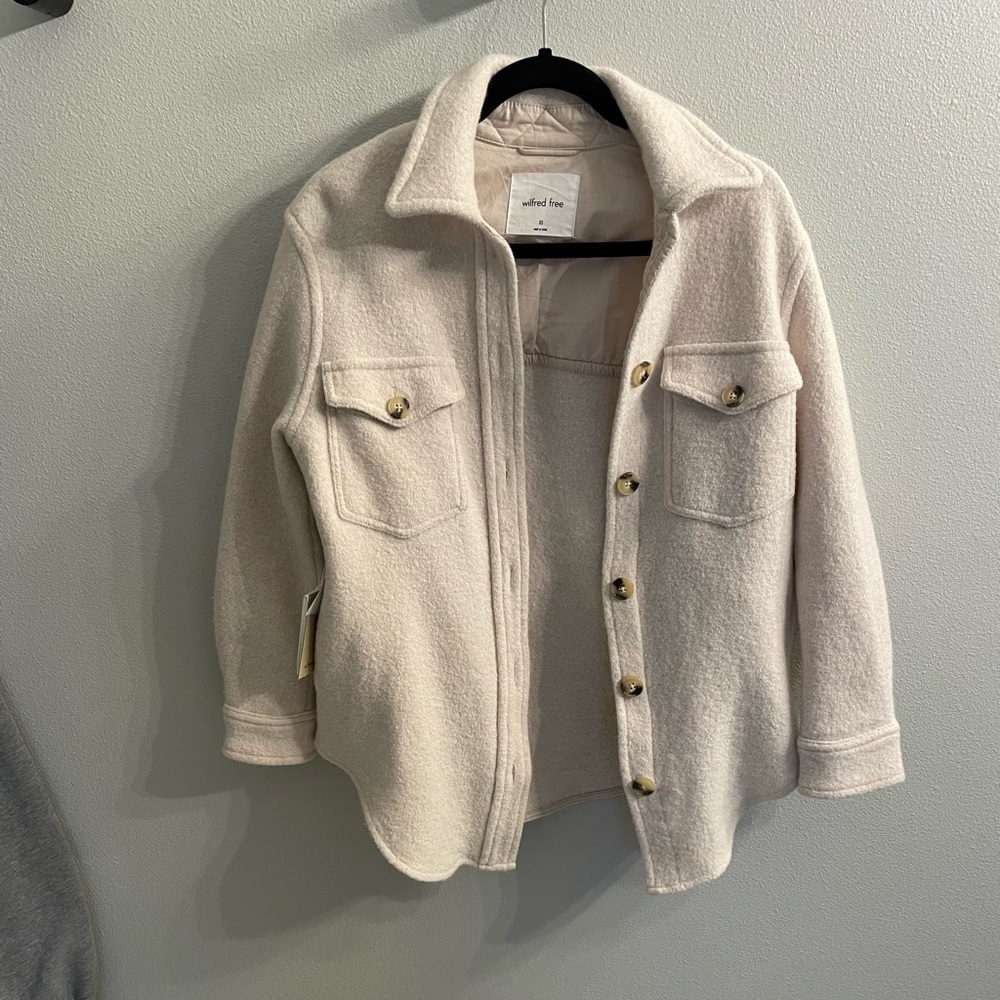 Aritzia Wilfred Free THE GANNA SHIRT JACKET